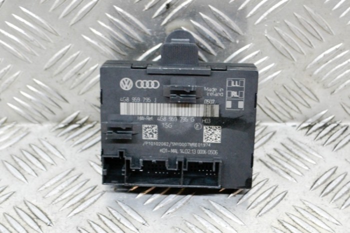 Modul de control ușă st&acirc;nga spate AUDI A6 4G2, C7, 4GC 2013 OEM: 4G8959795J 13911978