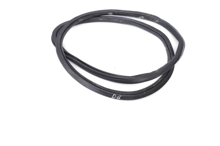Garnitura ușă dreapta spate JEEP RENEGADE Off-road BU 2016 15013996