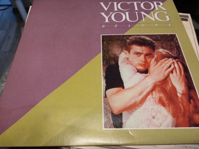 Vinil &amp;quot;Japan Press&amp;quot; Victor Young &amp;lrm;&amp;ndash; Deluxe (VG++) foto