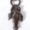 Desfacator de sticle, vintage (anii 50) in forma de rac, de alama, 12cm x 6cm, marcat MOD DEP,