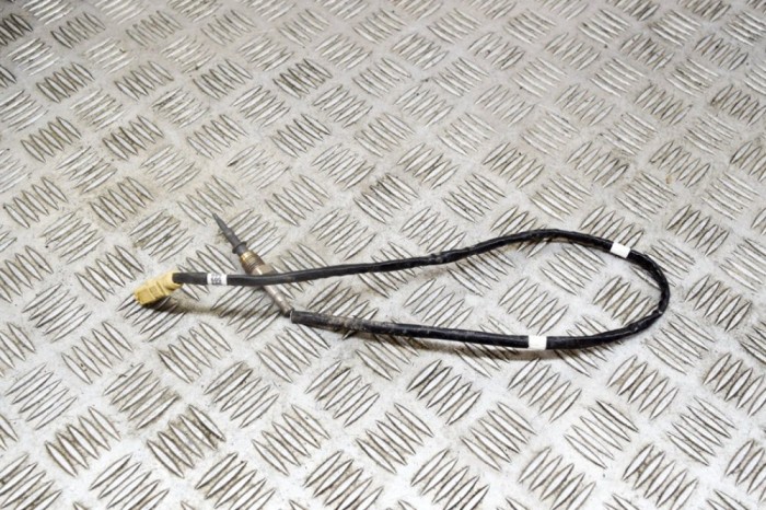 Senzor de temperatură SKODA OCTAVIA III Combi 5E5 2019 OEM: 04L906088BF 14718427