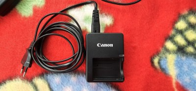 INCARCATOR CANON LC-E5E , PENTRU APARAT FOTO DIGITAL foto