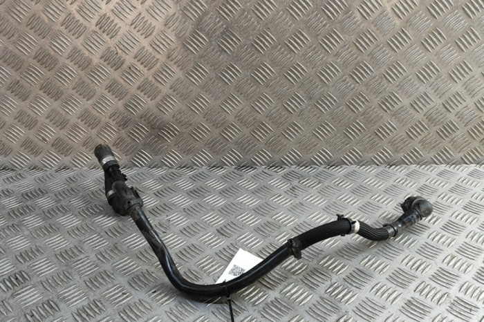Furtun de lichid de răcire JAGUAR I-PACE X590 2018 OEM: J9D3-8D138-AB | 31672460