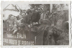 D355 Manifestatie 23 august 1949 Campulung Moldovenesc foto