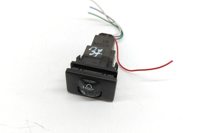 Comutator de reglare &icirc;nălțime faruri TOYOTA AURIS _E15_ 2006 OEM: 84152-02040 | 29969011
