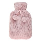 Husa Roz Blană Artificială Zigzag Pompon pentru Sticla de Apă Caldă 2L, CMCLASS