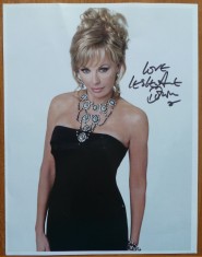 Autograf al actritei britanice Lesley-Anne Down pe fotografie mare