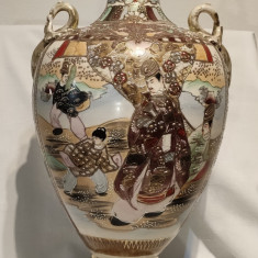 Vaza veche din ceramica Satsuma imperiala, sec xix, decor moriage Japonia -