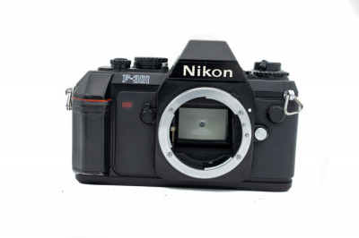 Aparat foto film Nikon F-301 ( doar body ) foto