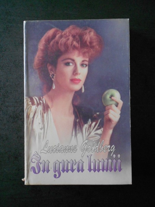 LUCIANNE GOLDBERG - IN GURA LUMII