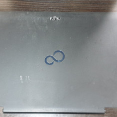 Capac LCD Fujitsu LifeBook E752