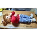 Papusa portelen de colectie cu probleme se vede in poze