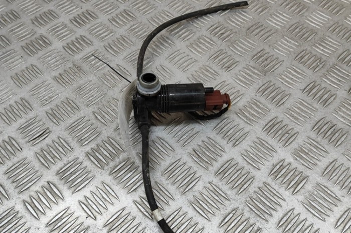 Motor rezervor lichid de parbriz LAND ROVER RANGE ROVER EVOQUE L538 2017 OEM: AH22-13K164-AA 29530460