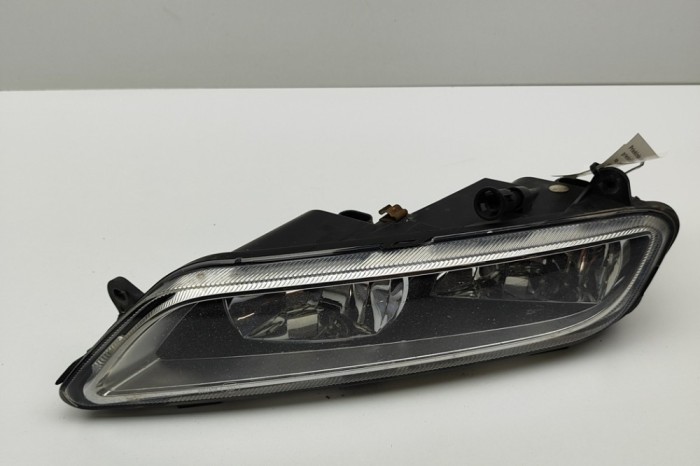 VW PASSAT Variant B7 365 2012 OEM: 3AA941662E,3AA941662D,3AA941662 SKU: 30657782