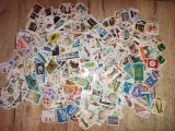 Lot 1000 timbre pictoriale din tari diverse - colectie frumoasa marci postale