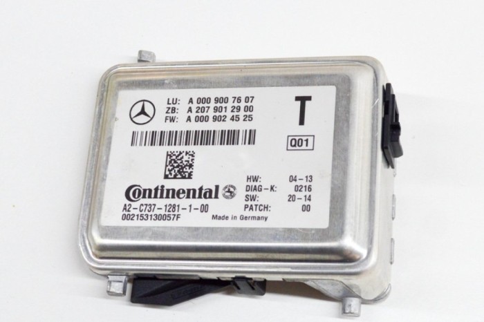 Camera față MERCEDES-BENZ E W212 2015 OEM: A0009024525,A2-C737-1281-1-00,A0009007607,A2079012900 17729067