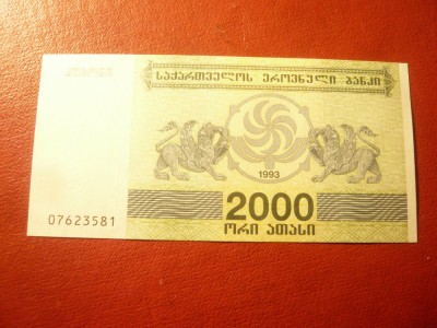 Bancnota 2000 laris Georgia 1993 - emblema Grifoni , necirculat foto