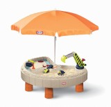 Cumpara ieftin Little Tikes Masuta Nisip Apa cu Utilaje, Macara si Accesorii, Umbrela Inclusa, Jucarie Gradina, +3 Ani