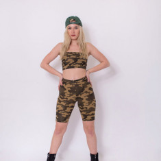 Top stil bustiera camuflaj Pull&Bear