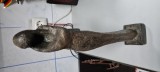 Statueta din fonta