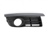 Grila bara fata Vw Jetta, Vw Golf V Variant 1K 2005-2010, Dreapta, capac proiector ceata complet cu element cromat 1K0853666E