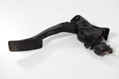 Pedala de accelerație OPEL ASTRA J 2012 OEM: 13252704 3279940 foto