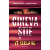 Cineva stie - Vi Keeland