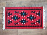 ** Covoras mic etno lana tesuta in razboi, 57x32cm