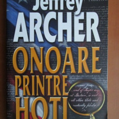 Jeffrey Archer - Onoare printre hoti