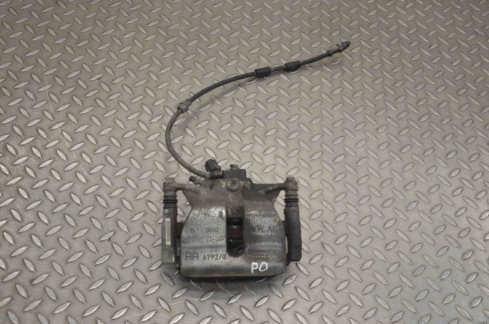 Etrier de fr&acirc;nă dreapta față VW T-ROC A11 2022 OEM: Off-road | 20805941