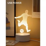 Cumpara ieftin Lampa Decorativa 3D - Fotbalist - 11x17cm - 330150