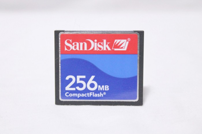 Card memorie CF Compact SanDisk 256 MB
