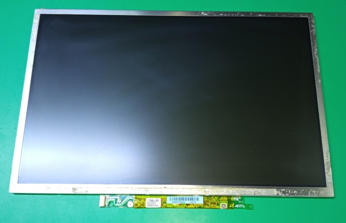 Display laptop 12,1&quot; HP 2530p funcțional model LTN121W3-L01