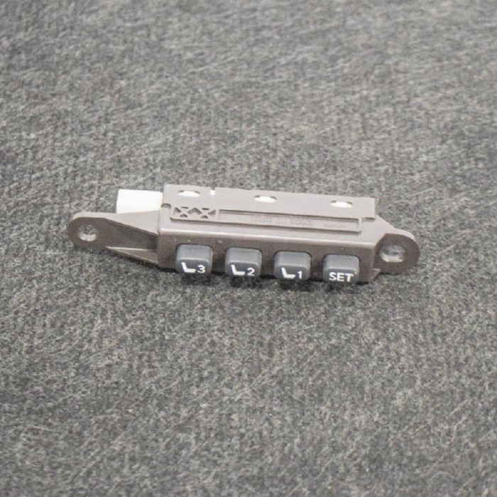 Comutator LEXUS RX _L1_ 2011 OEM: 15C343,15C346 | 10616114