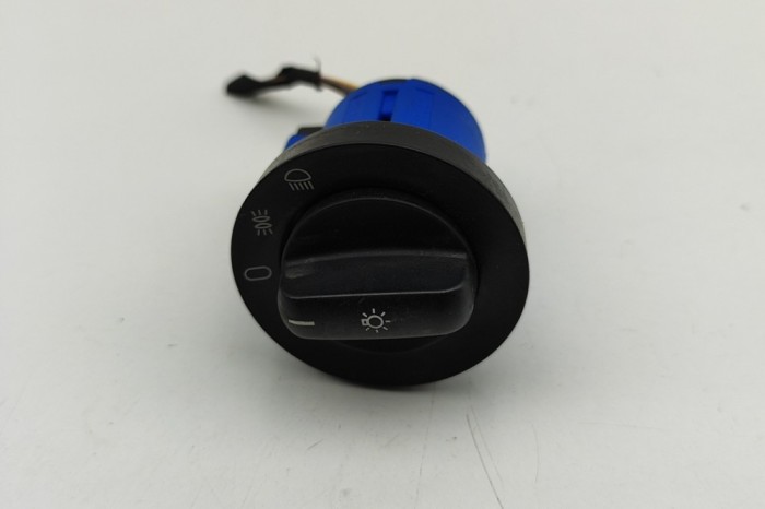 Modul de control comutator faruri BMW 7 E38 1996 OEM: 8352212 | 31967933