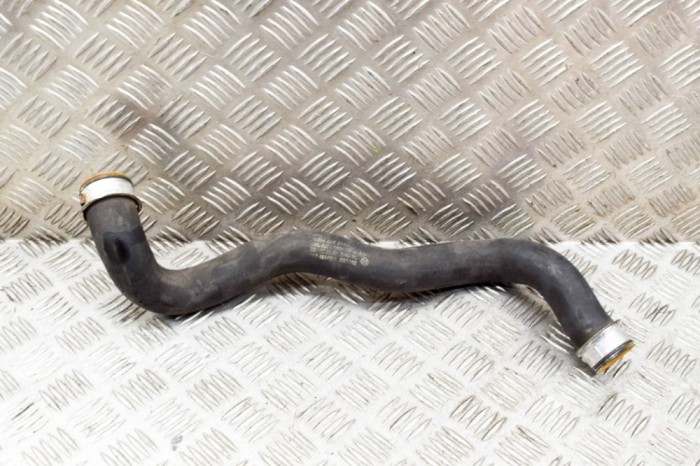 Furtun radiator răcire st&acirc;nga MERCEDES-BENZ E W212 2011 OEM: A2045013182 15304816