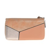 Portofel in tonuri nude cu insertii metalizate si linii geometrice