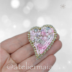 brosa inima roz 3D Swarovski handmade brosa inima accesorii femei
