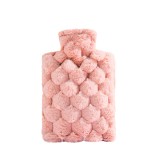 Incalzitor de maini, Pufos, roz, 1000 ml, PVC de inalta calitate, acoperit cu material plusat, 26 cm x 16.5 cm, model ananas, atragator si functional, Oem