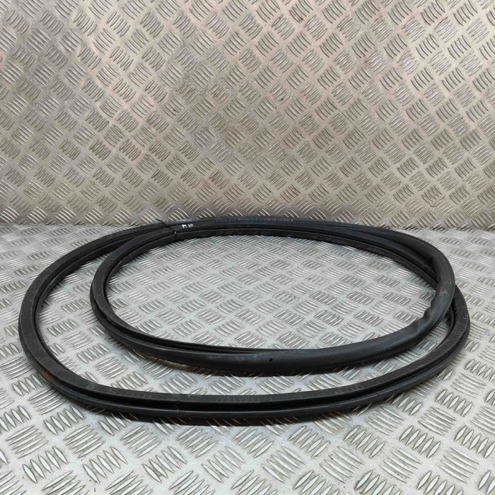 Garnitura ușă st&acirc;nga față VW CADDY IV Furgon SAA, SAH 2018 OEM: 2K0837911F