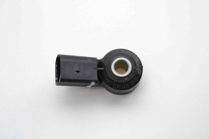 Alt modul de control AUDI A3 Limousine 8VS, 8VM 2016 OEM: 030905377D 2331092