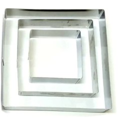 Set 3 forme pentru prajituri, in forma de patrat, din metal, argintiu
