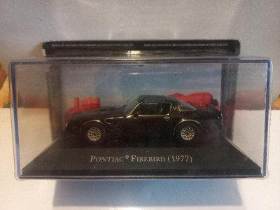 Macheta Pontiac Firebird - 1977 1:43 Muscle Car foto