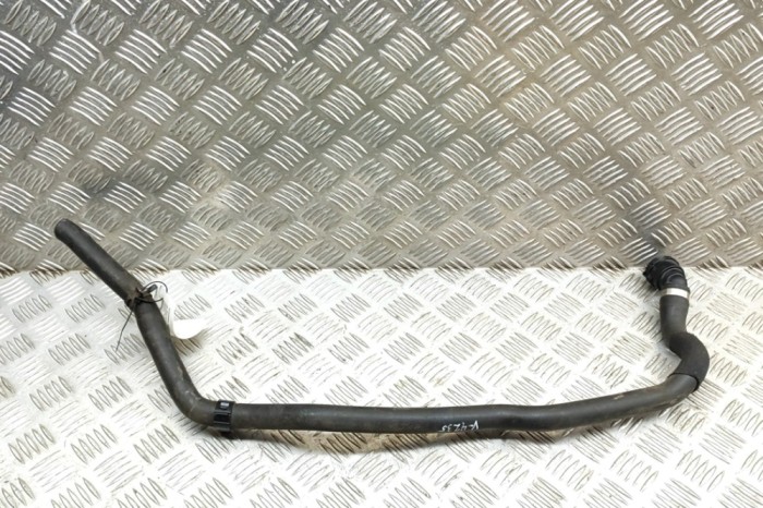 Furtun de lichid de răcire BMW 3 F30, F80 2015 OEM: 9243891 22770230