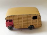 Bnk jc Matchbox 35a E.R.F Marshall Horse Box GPW