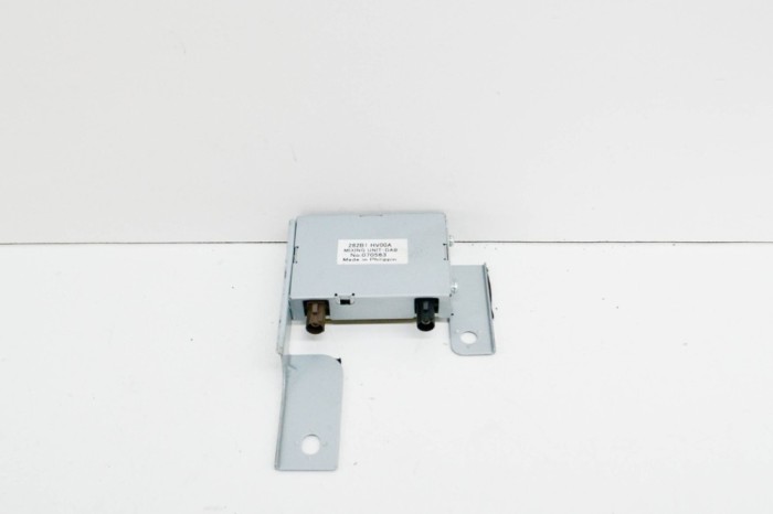 Amplificator de antena NISSAN QASHQAI II J11, J11_ 2017 OEM: 282B1-HV00A 14540495