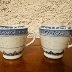 2 CESCUTE PENTRU CAFEA, DIN PORTELAN CHINEZESC - MODEL BOB DE OREZ D6CM