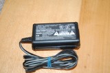 Alimentator camera video SONY AC-L25B 8.4V 1.7A