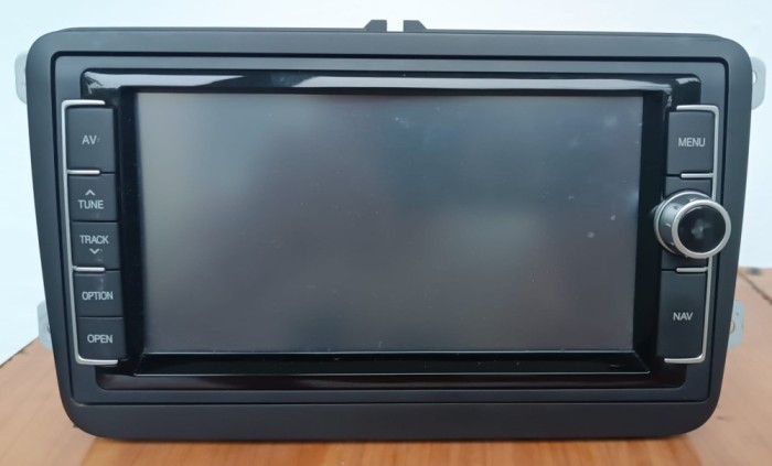Navigație GPS Clarion QY-7543 - DEFECTĂ, NU PORNEȘTE