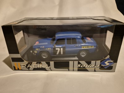 Renault 8 Gordini - 1/18 foto